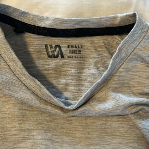 VRST long sleeve shirt/crew neck. - Picture 3 of 4